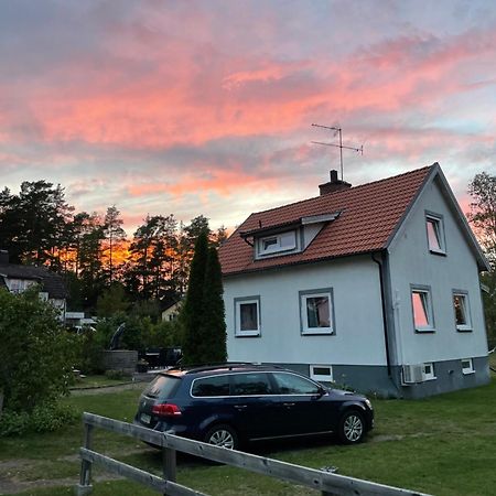 Villa Movaegen Family Friendly Free Wifi Lake Nearby Morlunda Exterior photo